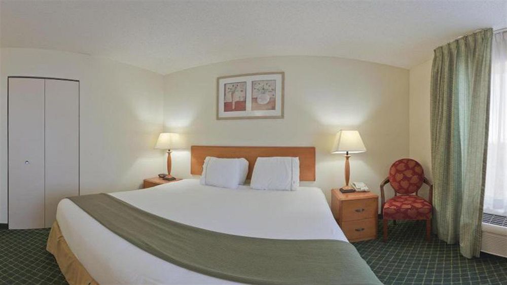 Holiday Inn Express New Orleans East By Ihg Exterior foto