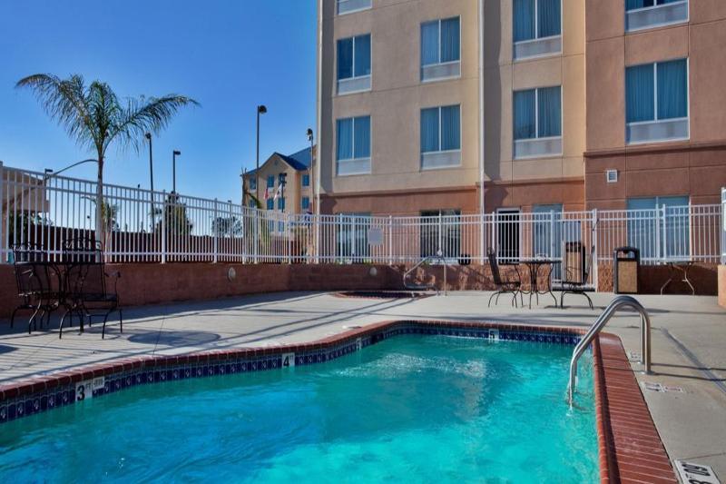 Holiday Inn Express New Orleans East By Ihg Exterior foto