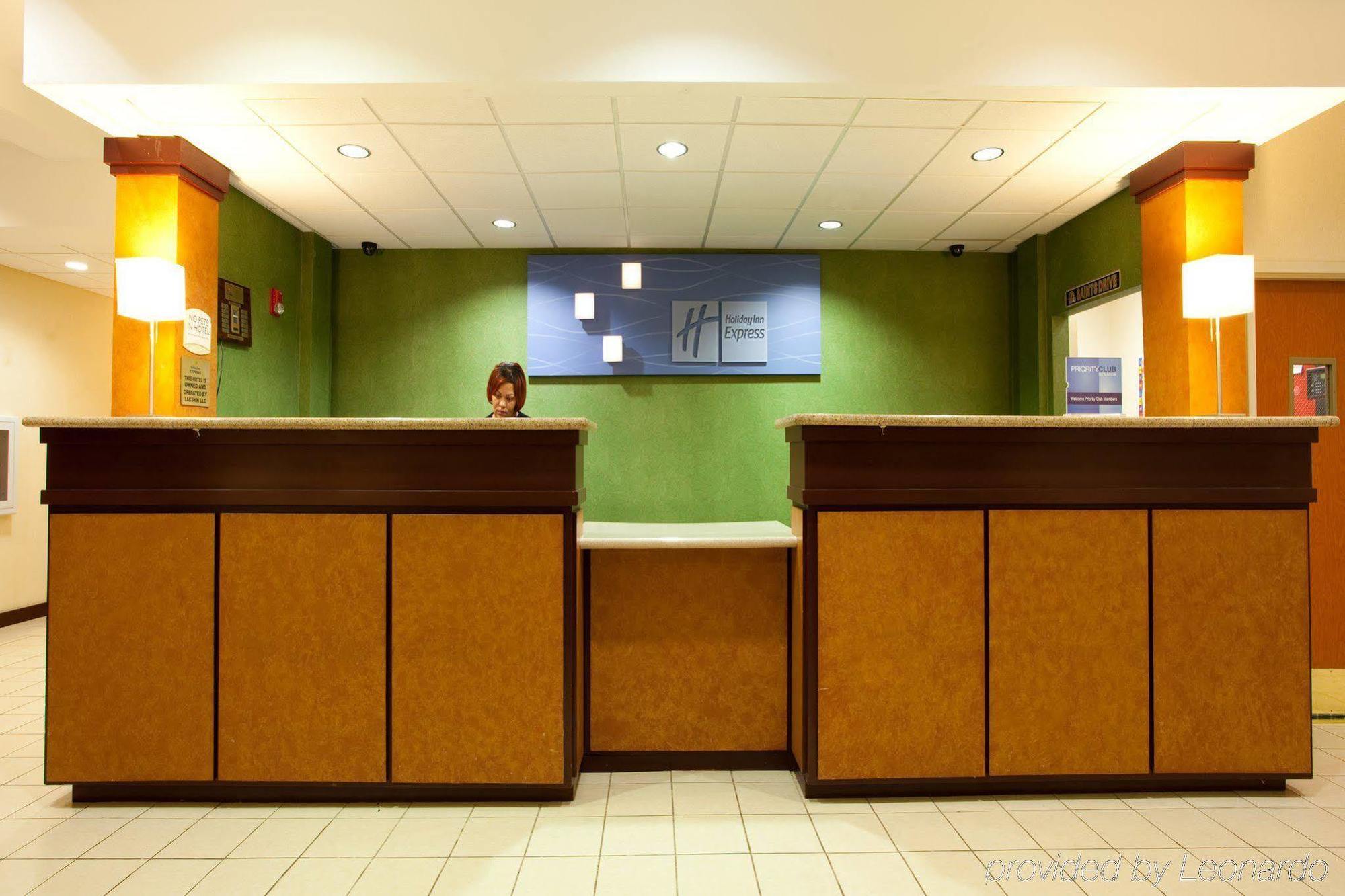 Holiday Inn Express New Orleans East By Ihg Interior foto
