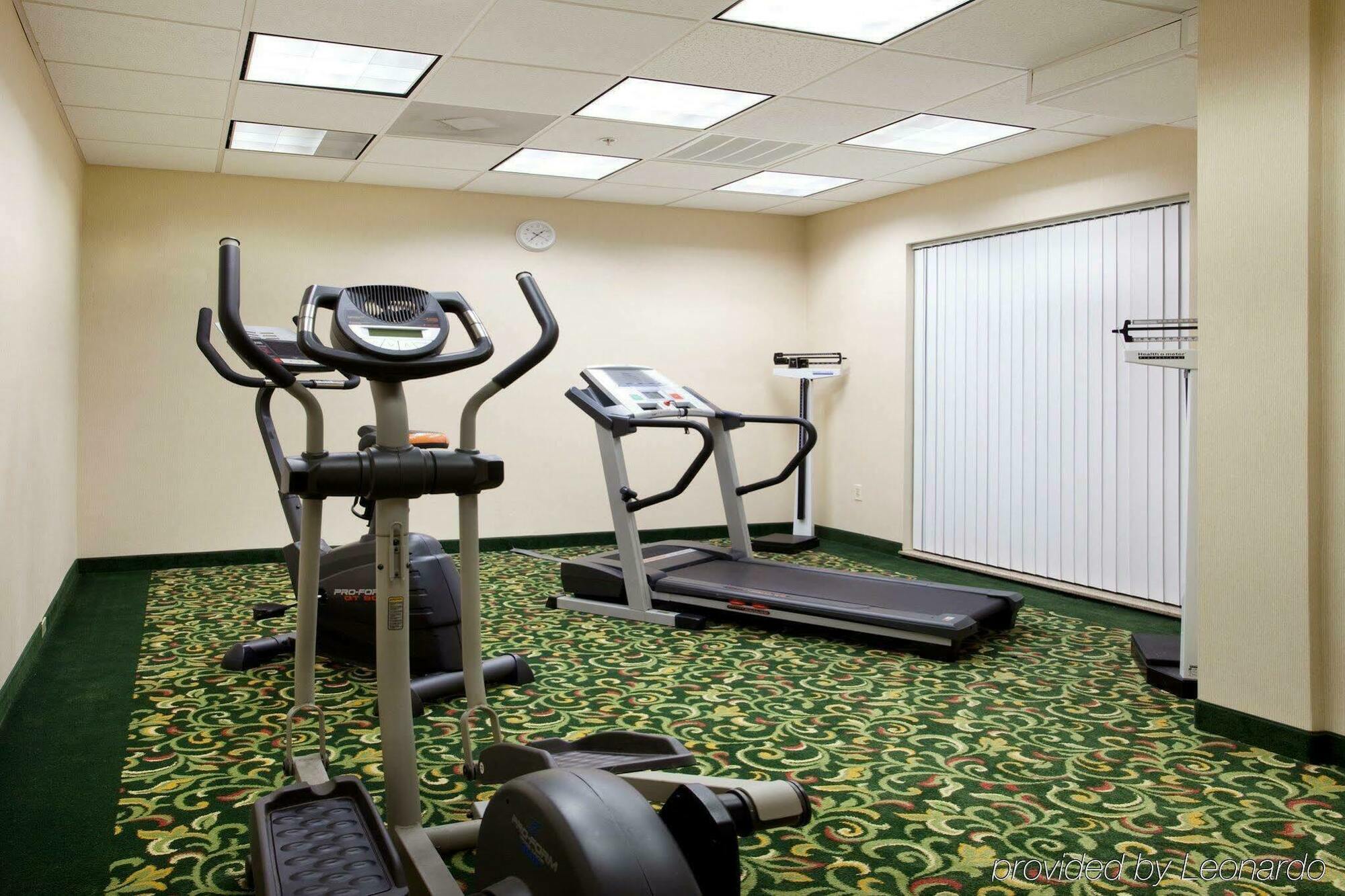 Holiday Inn Express New Orleans East By Ihg Exterior foto